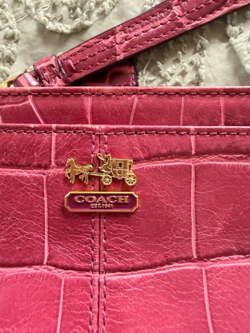 Coach Glossy Croc-Embossed Pink Leather Wristlet with Gold Logo - Picture 2 of 7
